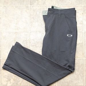 Oakley Take 2.5 Size 34 x 32 Men's Golf Pants